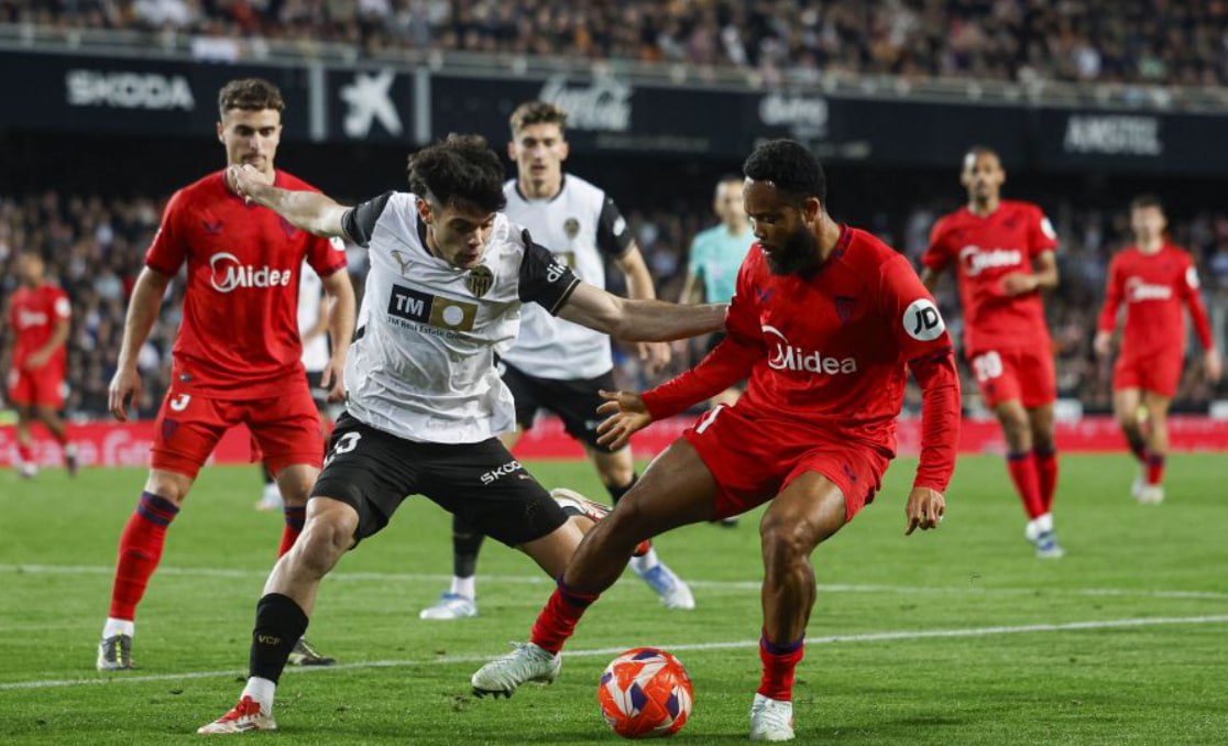 Valencia CF vs Sevilla (02:00 – 12/04) | Xem lại trận đấu